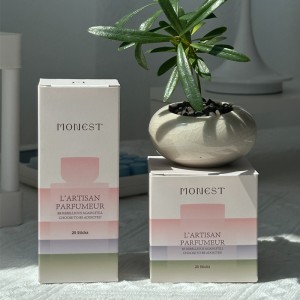 Boîte de parfum d\'élégance pastel